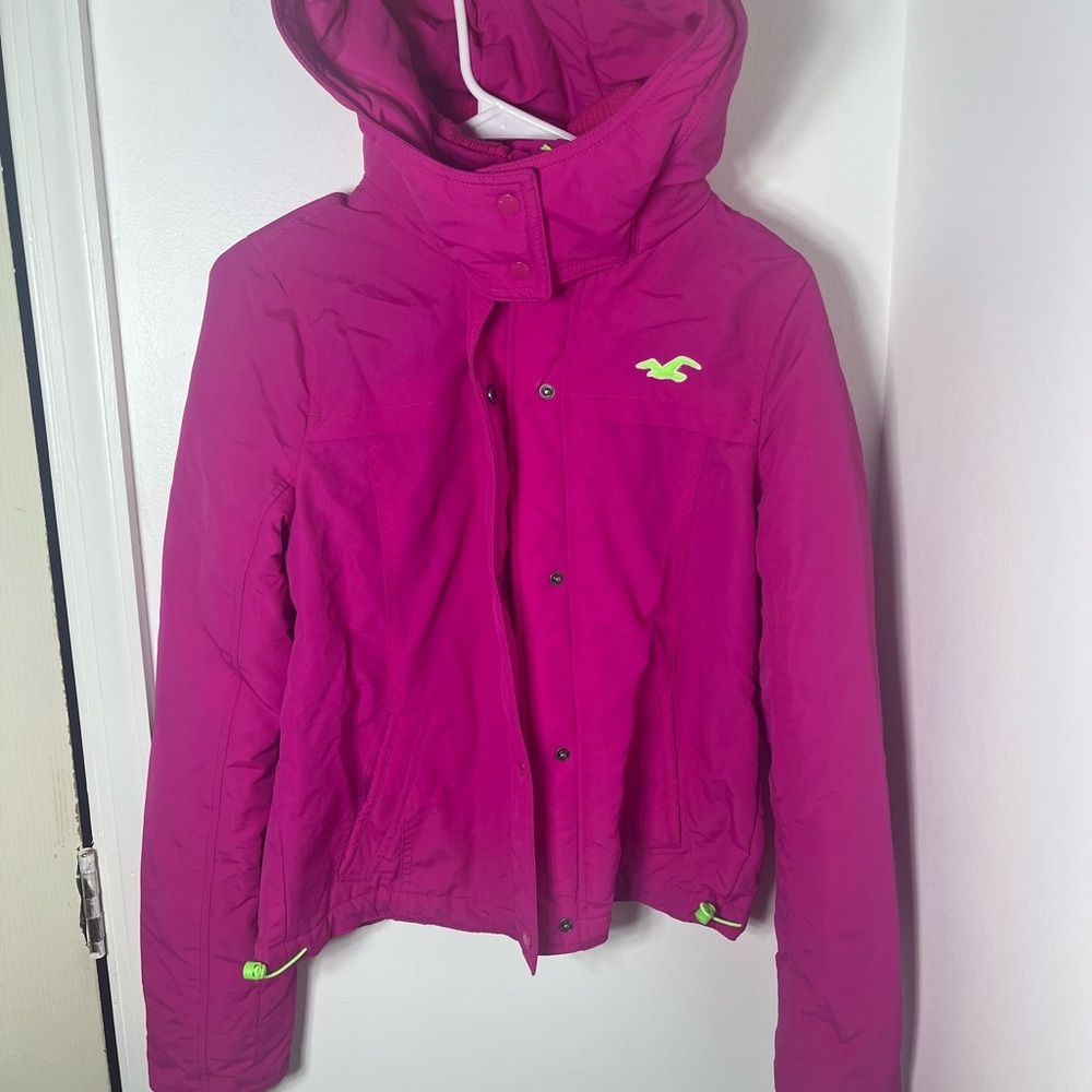 Hollister California Pink Hooded Winter Jacket Women’s Size Medium Neon Logo